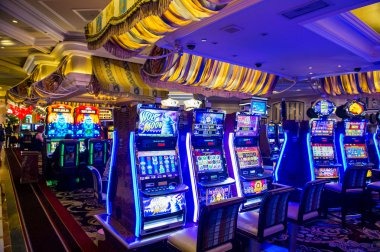 Weekly cashback calendar on togel jebol showing Monday credit schedule